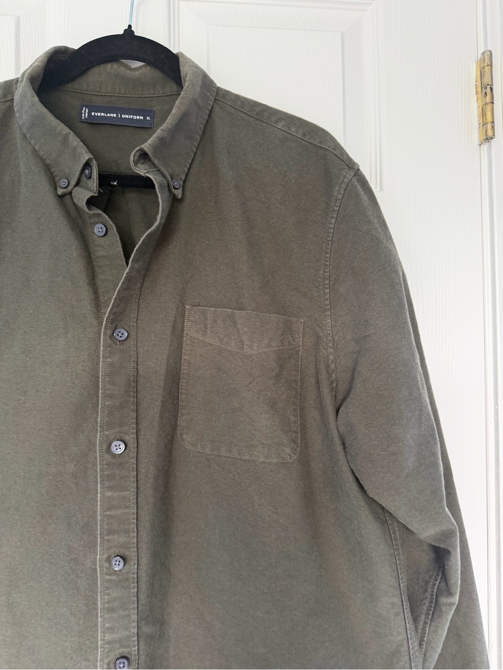 Everlane Men's Green Uniform Button Down Shirt Size Extra Large - Picture 3 of 8